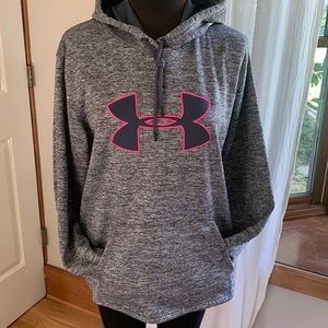 Women’s Under Armour Cold Gear. Size Large.